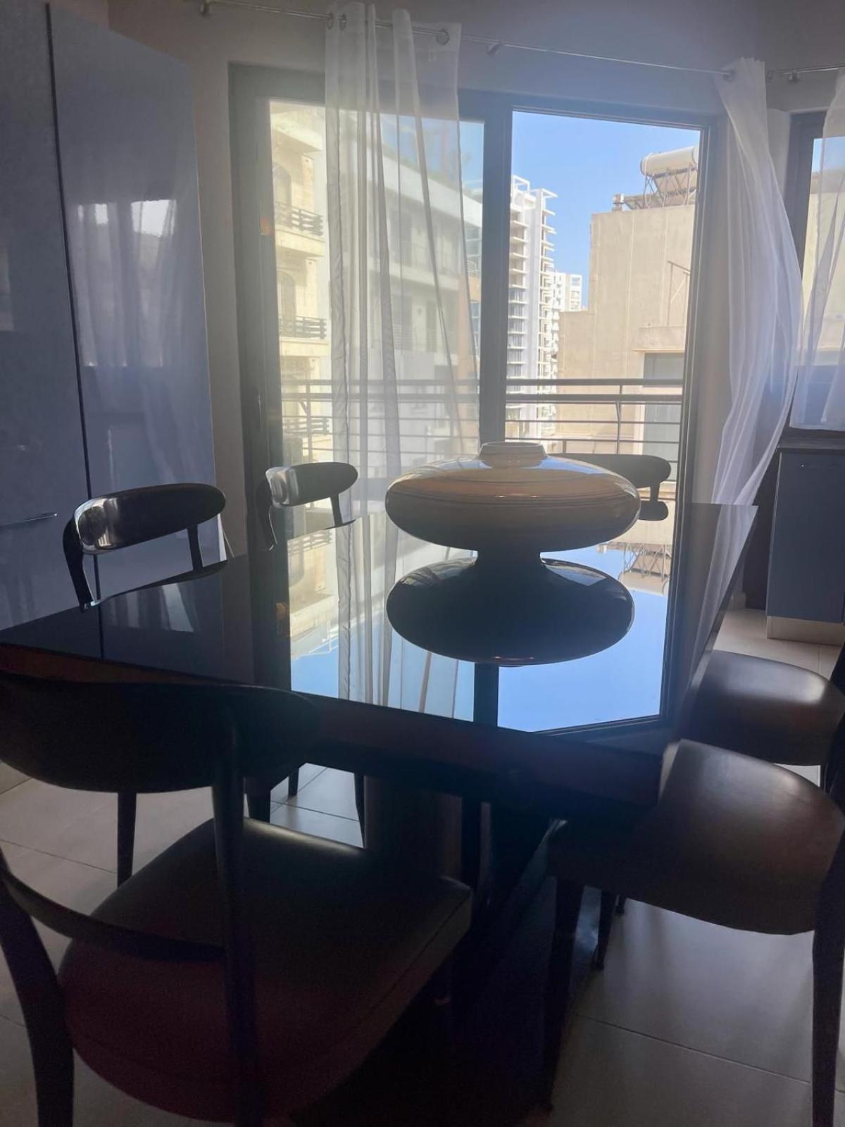 סליאמה Aron Seaviews Apartment מראה חיצוני תמונה