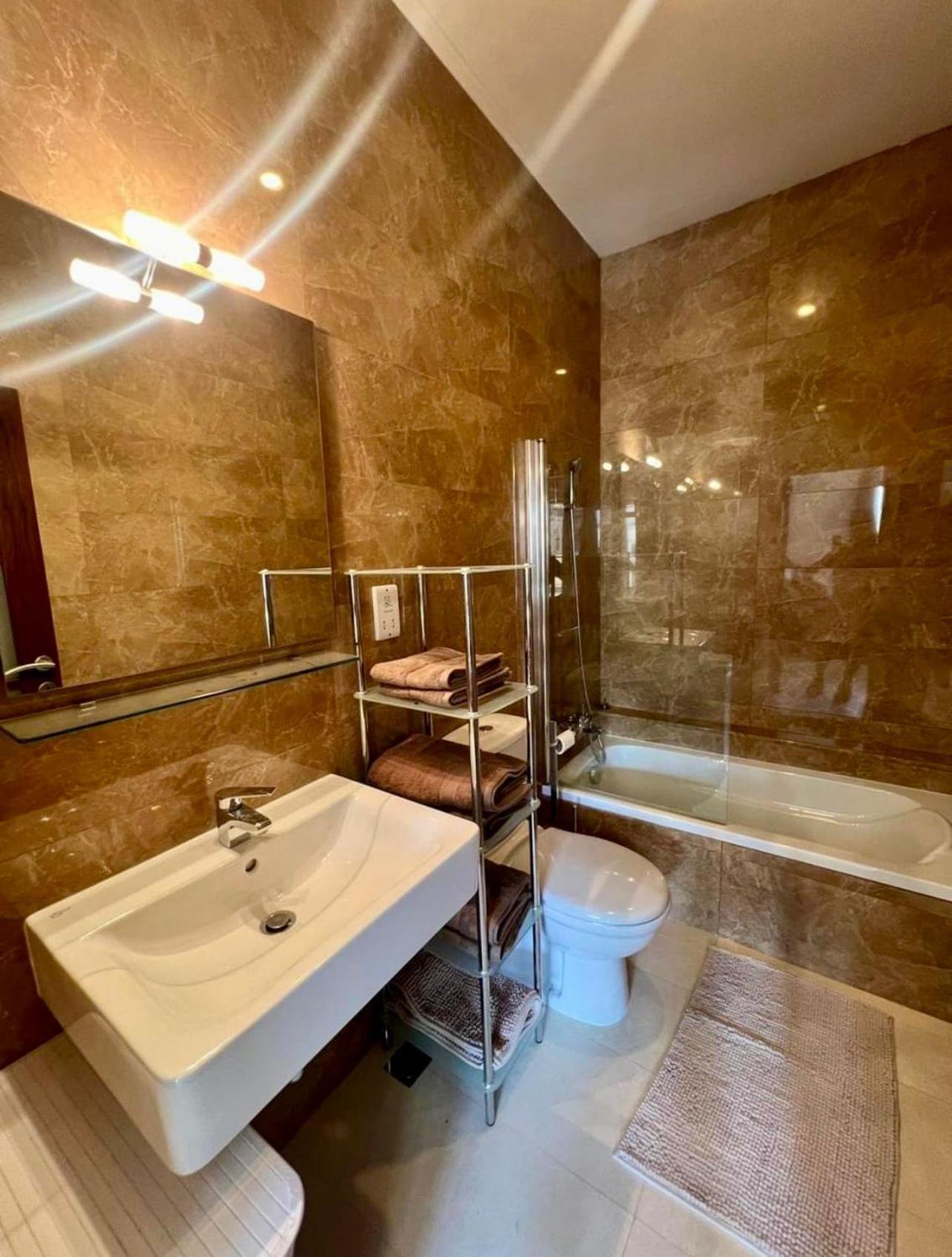 סליאמה Aron Seaviews Apartment מראה חיצוני תמונה